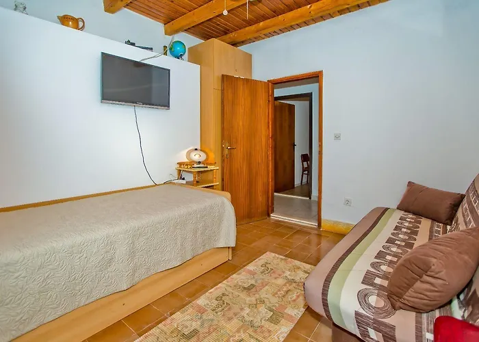 Kati Apartment Zarace